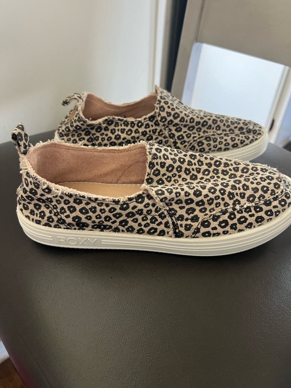 Roxy women’s Leopard Print Slip-On Sneakers - Beige/Black